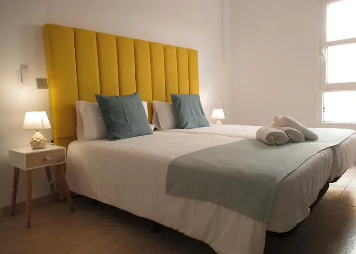Bristol Likehome, By Comfortable Luxury